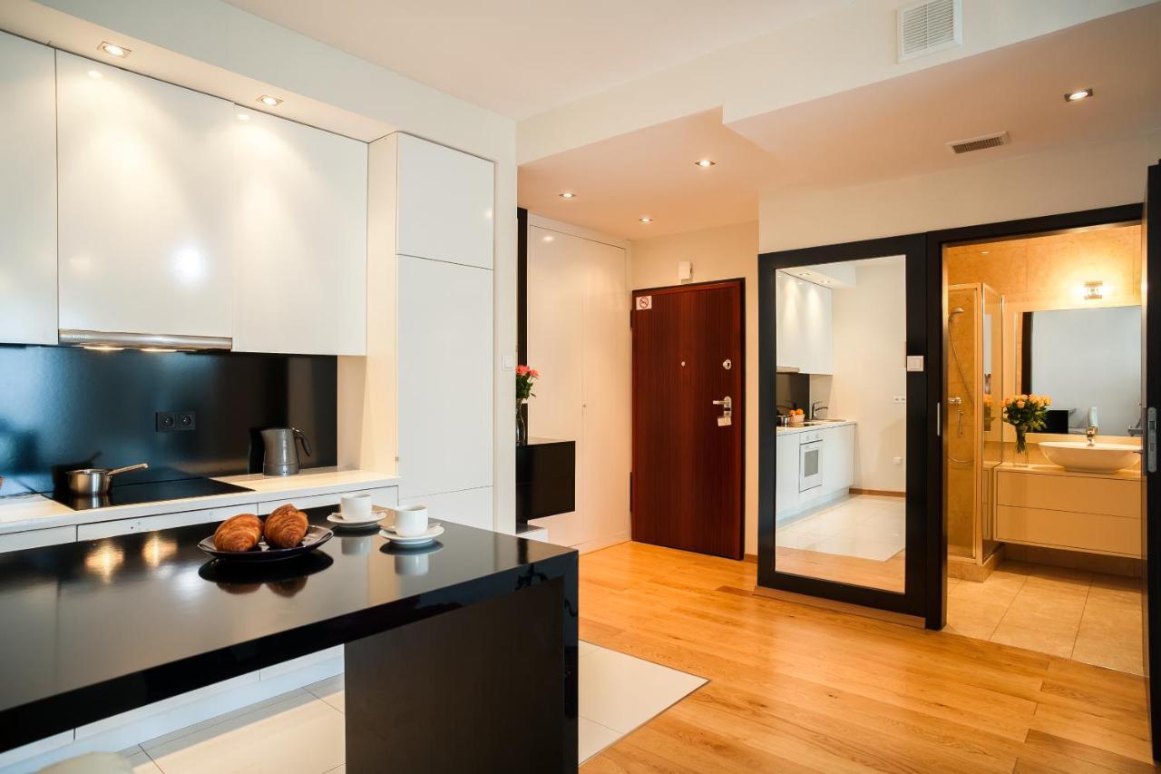 Platinum Towers Luxury Апартаменти
