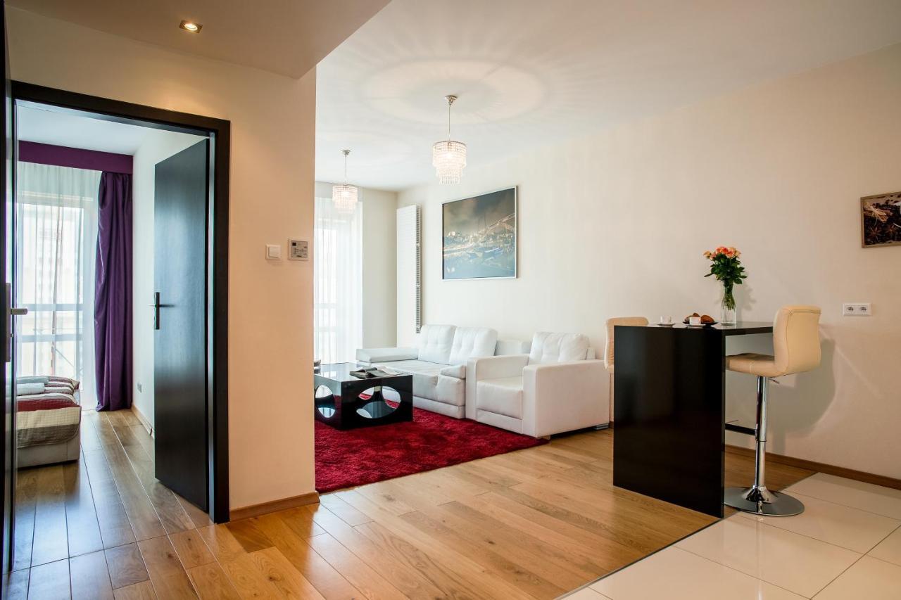 Platinum Towers Luxury Апартаменти *
